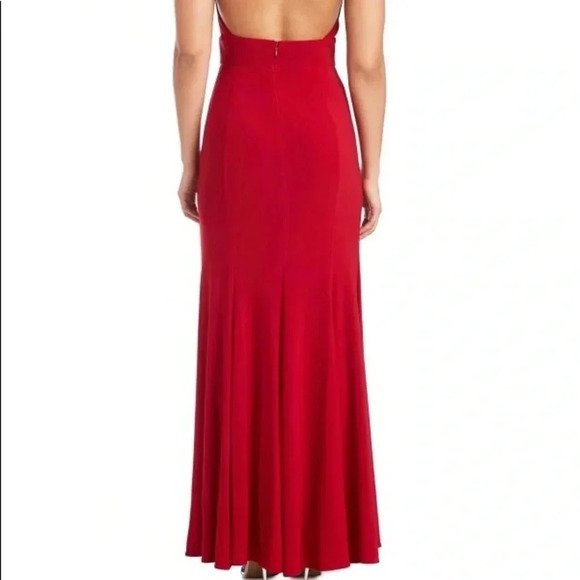 Morgan & Co. Size 5 Red Halter Styles Maxi Gown With Padding. New No Tag - Picture 4 of 11